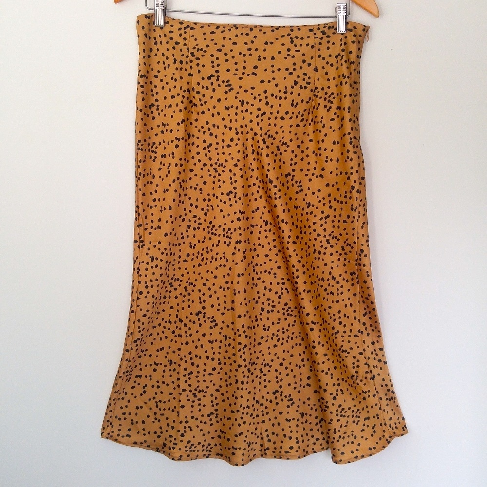 Silky Bias cut skirt animal print gold midi skirt NWOT
